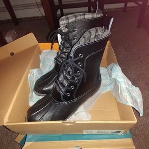 Sporto The original Duck boots.